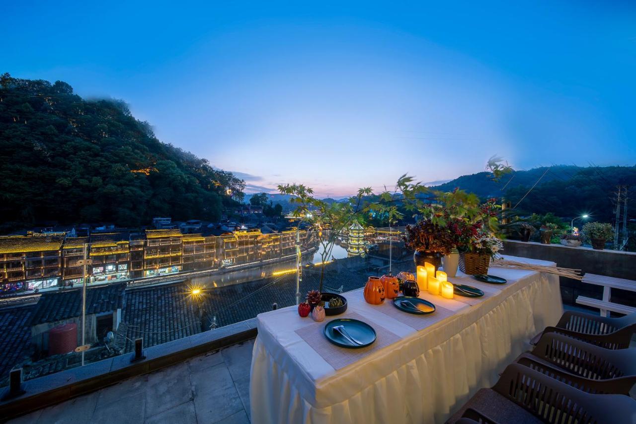 Phoenix Best River View B&B Fenghuang Zewnętrze zdjęcie