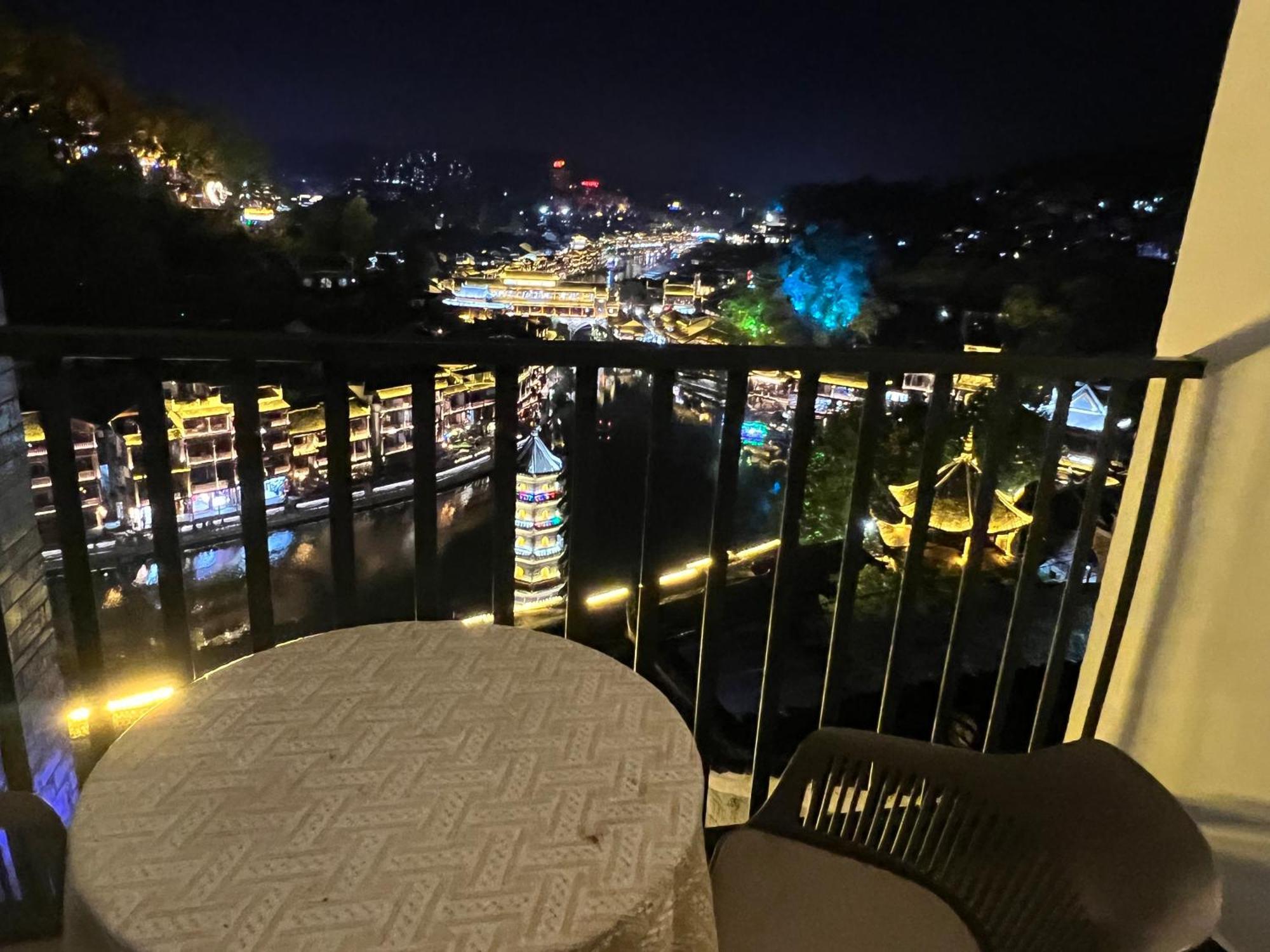 Phoenix Best River View B&B Fenghuang Zewnętrze zdjęcie